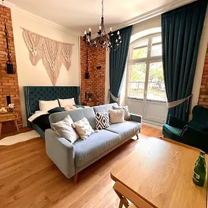 Brick Castle - Ulrich Apartmán